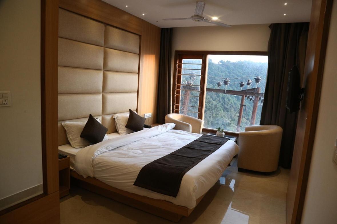 Hotel Shining Hills Mussoorie Exteriér fotografie
